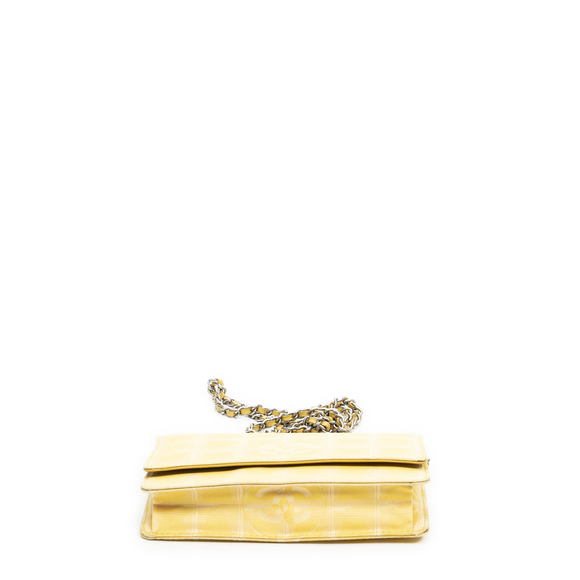 Chanel New Travel Line Wallet On Chain - Picture 6 of 8